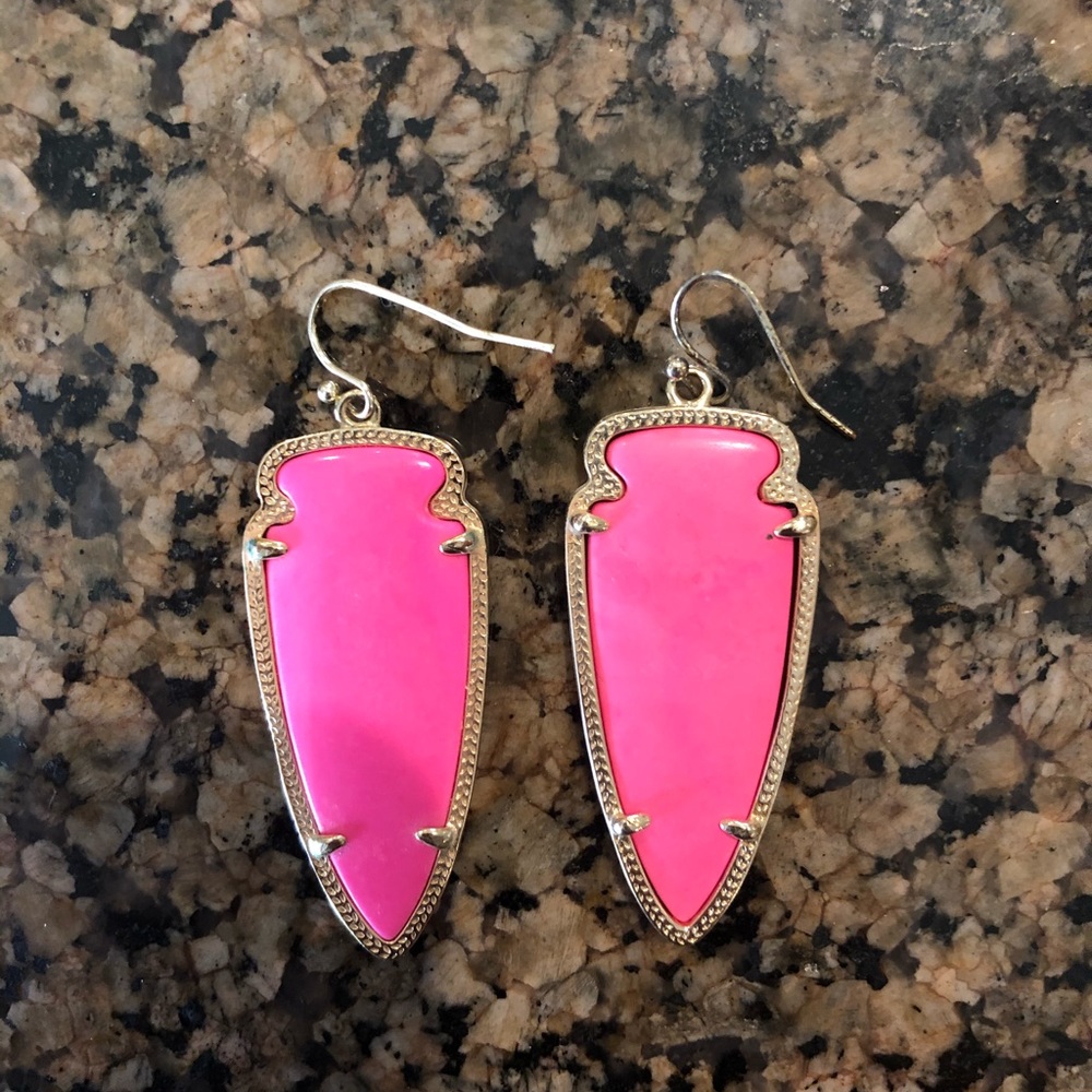 Hot pink Kendra Scott